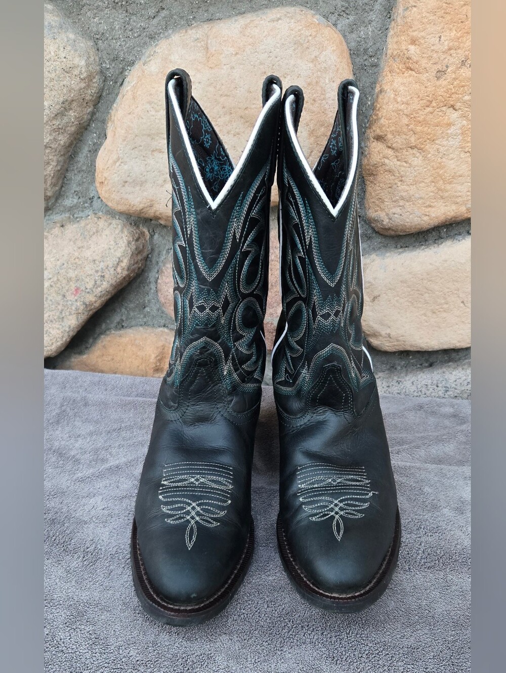 Laredo Billie 51107 Women’s 9.5 M Black Turquoise Leather Cowboy Boots.